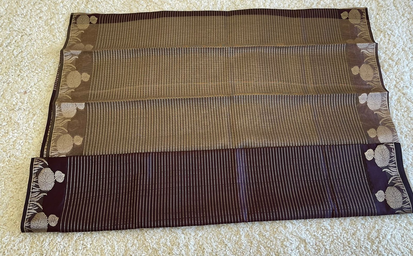 Semi Banarasi, ₹1699