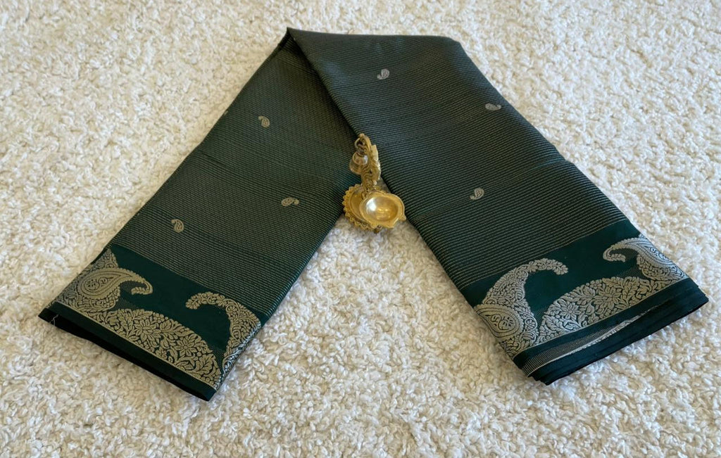 Semi Banarasi, ₹1699