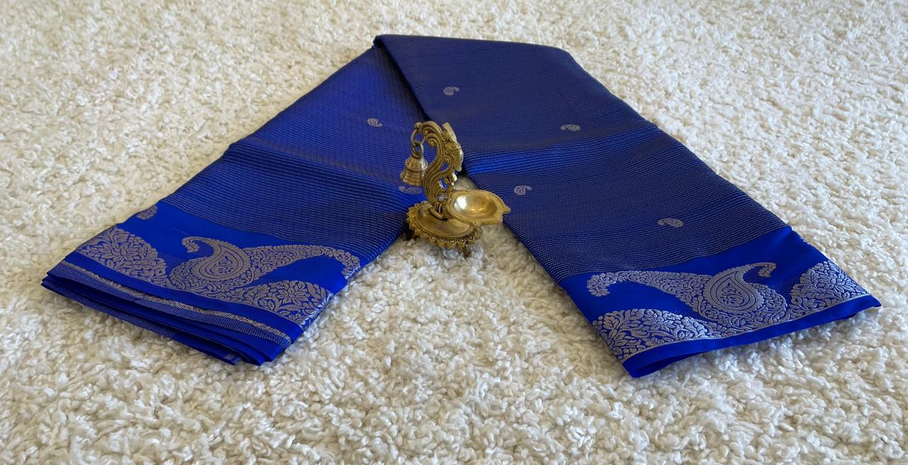 Semi Banarasi, ₹1699